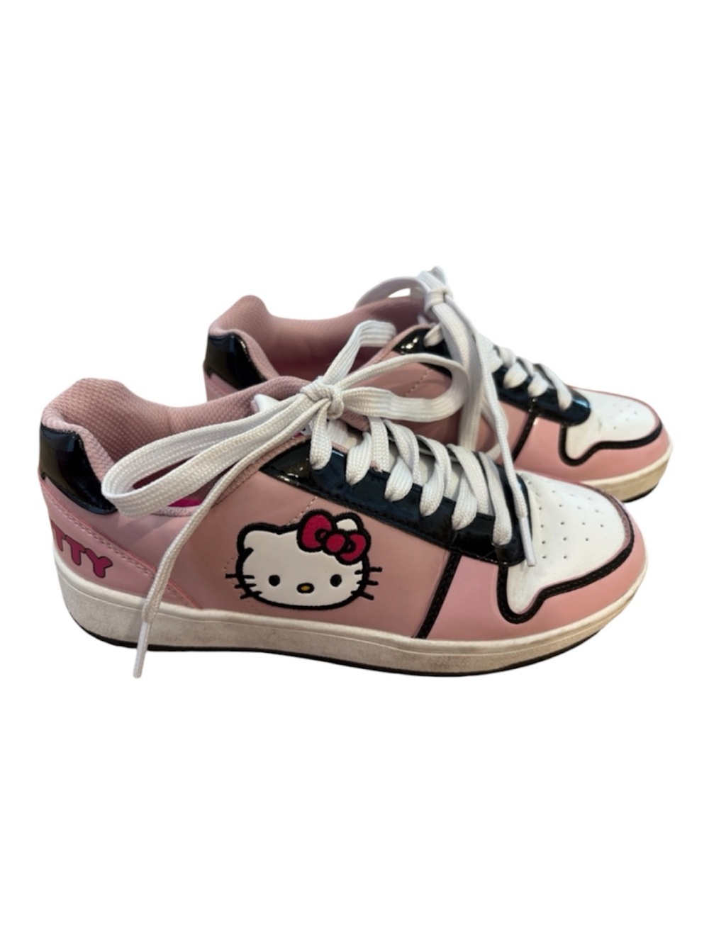 💖 Sanrio Hello Kitty Pink, White & Black Womens Sneakers Size 7 💖